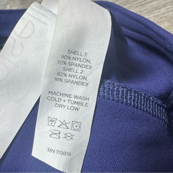 Oiselle Blue Cropped Side Pocket Leggings - Picture 8 of 8